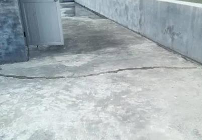 稻城楼顶漏水维修公司分享下如何解决卫生间隐蔽部位漏水的问题?